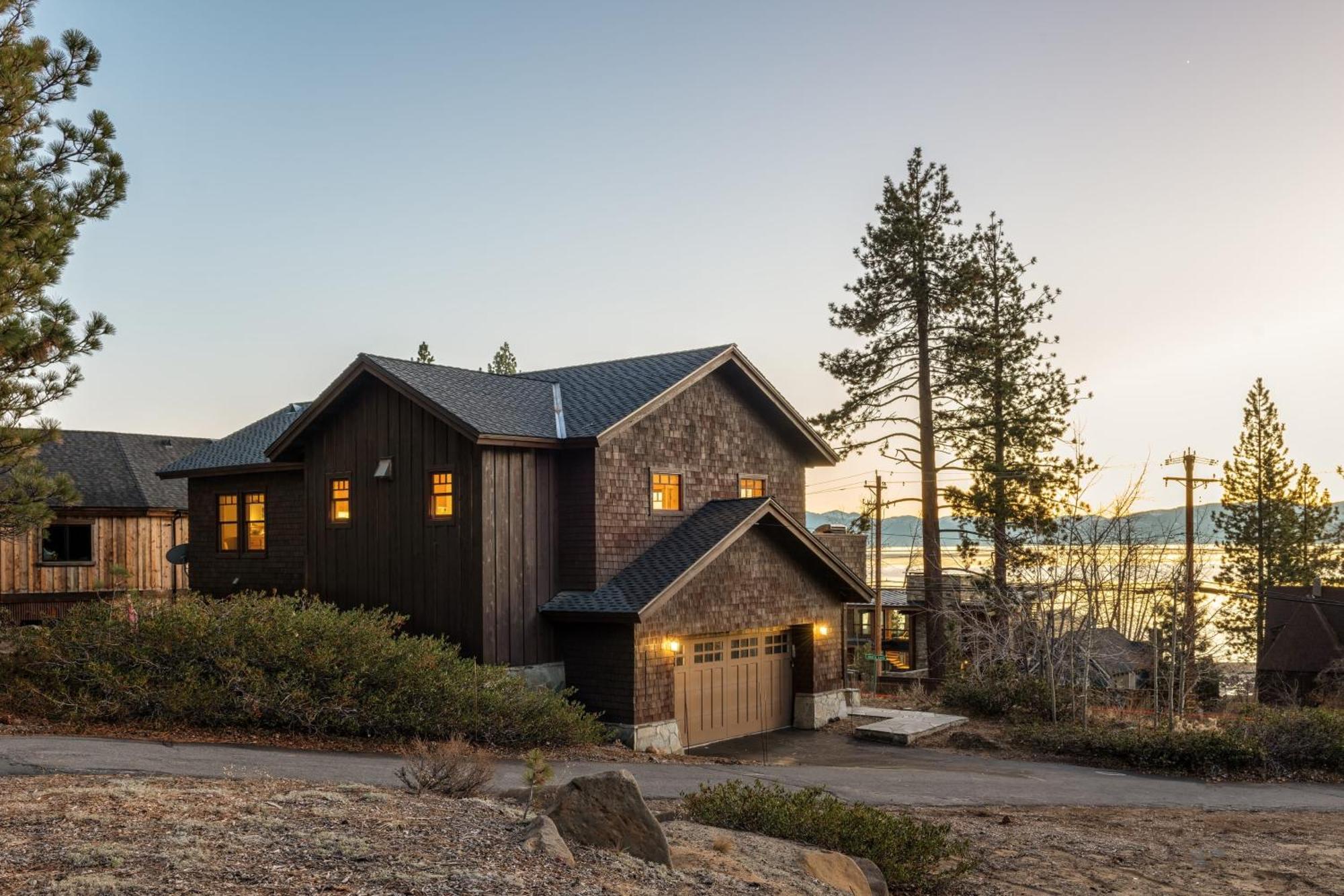 Atkinson By Avantstay Lake Front Home W Stunning Views In Tahoe Vista Exterior photo